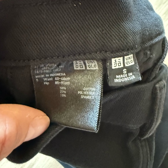 Uniqlo Jeggings Slim Fit Pants - Picture 6 of 6